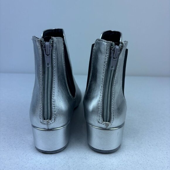 Union Bay Blair Metallic Silver Booties 7 - Picture 7 of 8